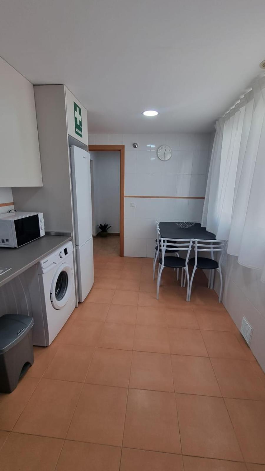 Moderno Apartamento 3 Dormitorios, Garaje Y Piscina La Algaba エクステリア 写真