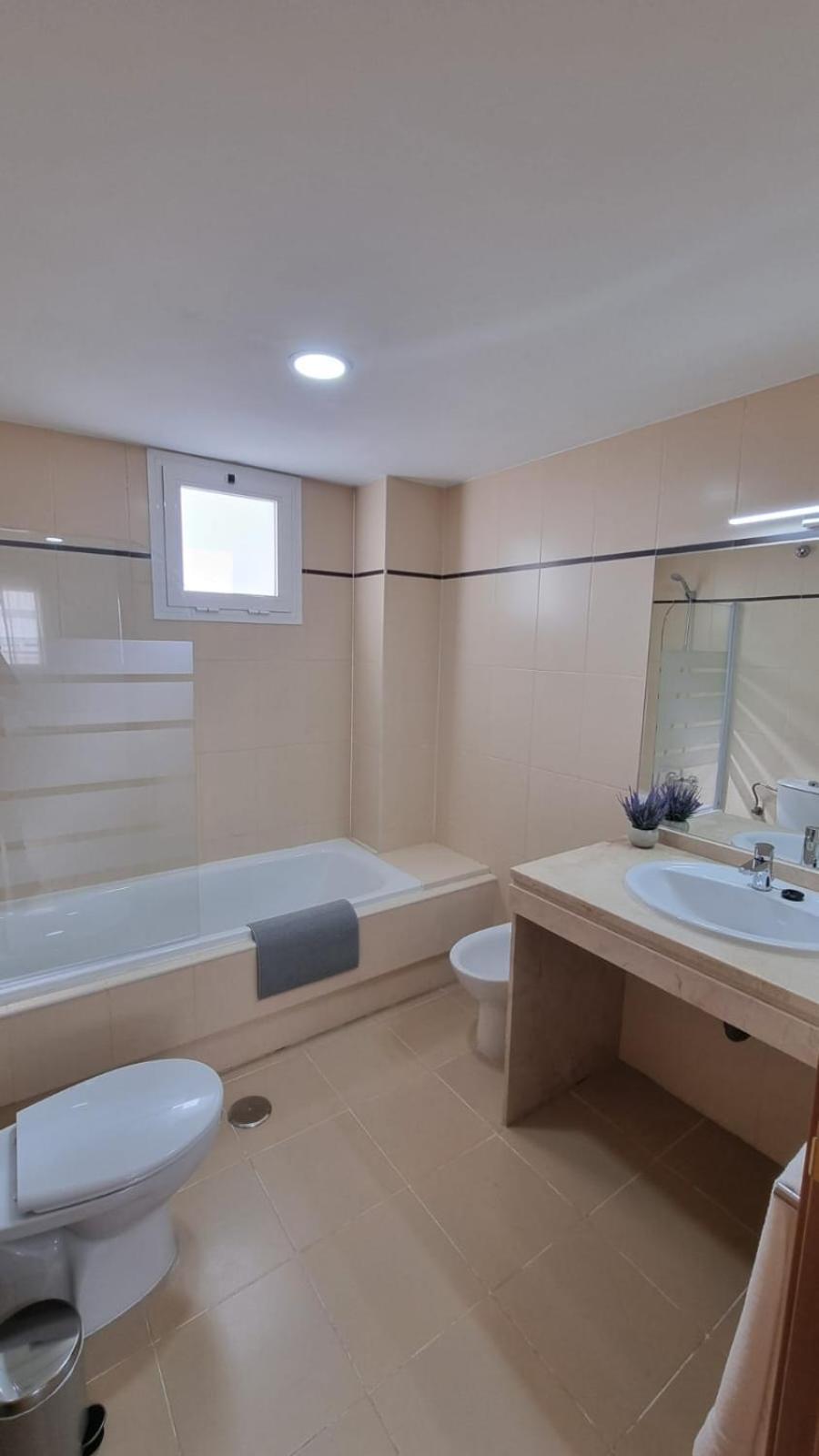 Moderno Apartamento 3 Dormitorios, Garaje Y Piscina La Algaba エクステリア 写真